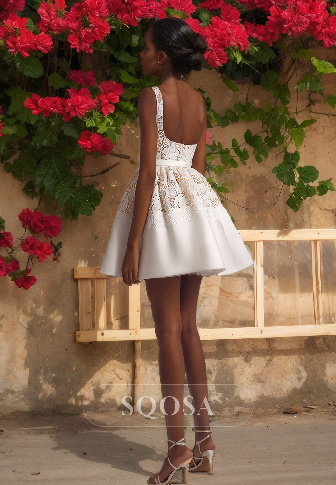 Square-Neck Sleeveless Short A-Line Beach Bride Dress Spaghetti Straps Lace Applique Boho Wedding Dress