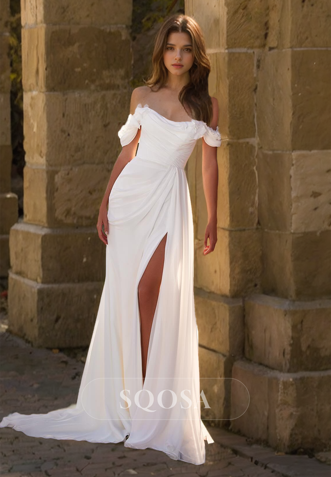 Pleated Scoop-Neck Sleeveless Bride Gowns High Slit Floral Embellished Wedding Dress with Train Custom Color / US2 Pleated Scoop-Neck Sleeveless Bride Gowns High Slit Floral Embellished Wedding Dress with Train Custom Color / US2