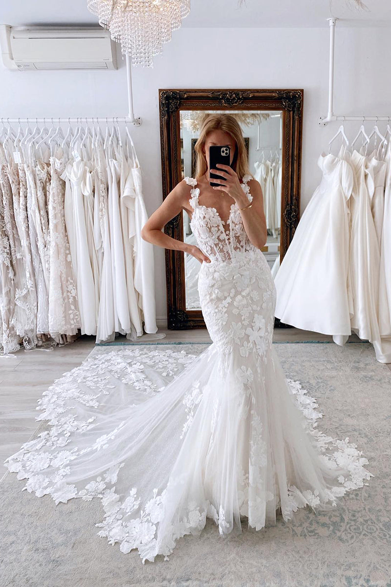 Plunging Illusion V Neck 3D Lace Mermaid Wedding Dress QW2154 US16 / White Plunging Illusion V Neck 3D Lace Mermaid Wedding Dress QW2154 US16 / White