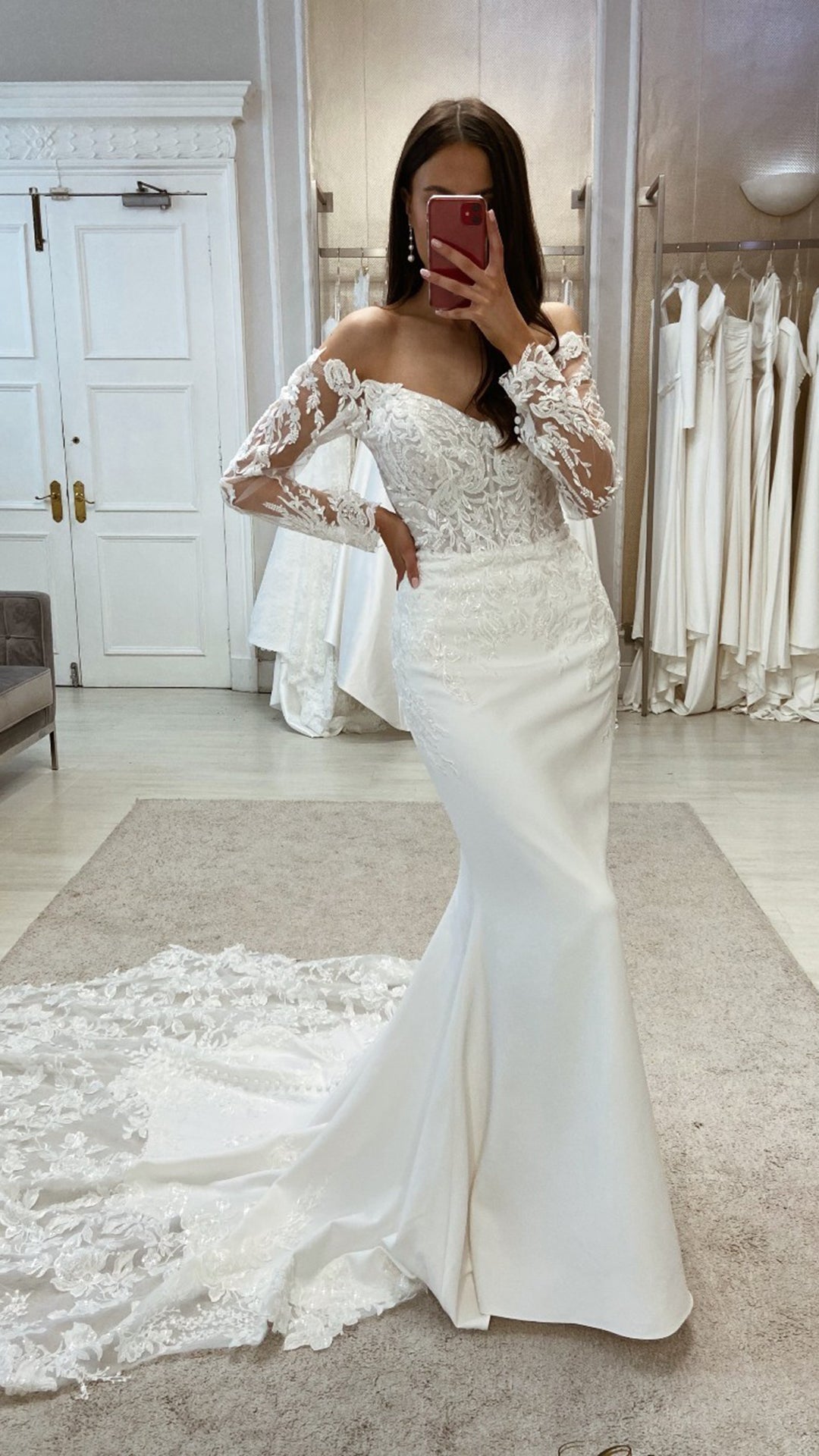 Off-Shoulder Long Sleeve Empire Appliques With Train Boho Trumpet Wedding Dress QW8117 US12 / White lvory Off-Shoulder Long Sleeve Empire Appliques With Train Boho Trumpet Wedding Dress QW8117 US12 / White lvory