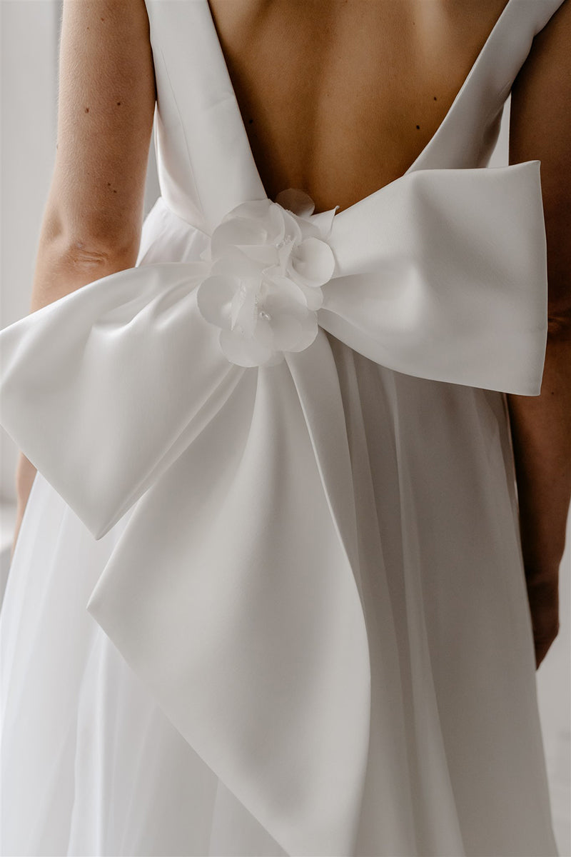 A Line Deep V Neck Ivory Simple Boho Wedding Dress Open Back Bridal Gown QW2579