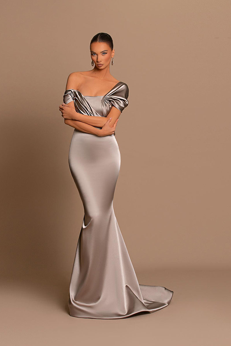 Unique Off the Shoulder Pleats Mermaid Wedding Dress with Detachable Skirt  QW0917