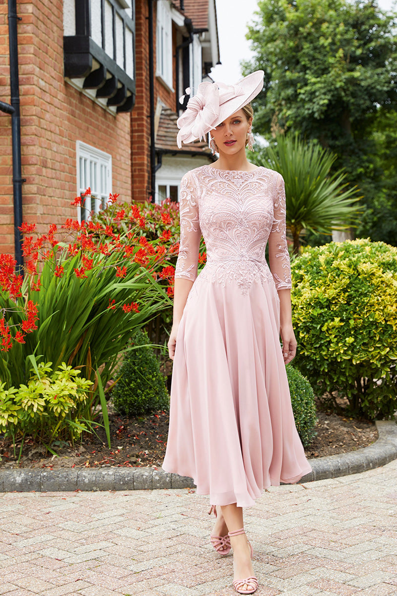 A Line Bateau Appliques 3/4 Sleeves Chiffon Mother of Bride Dress QM3136 A Line Bateau Appliques 3/4 Sleeves Chiffon Mother of Bride Dress QM3136