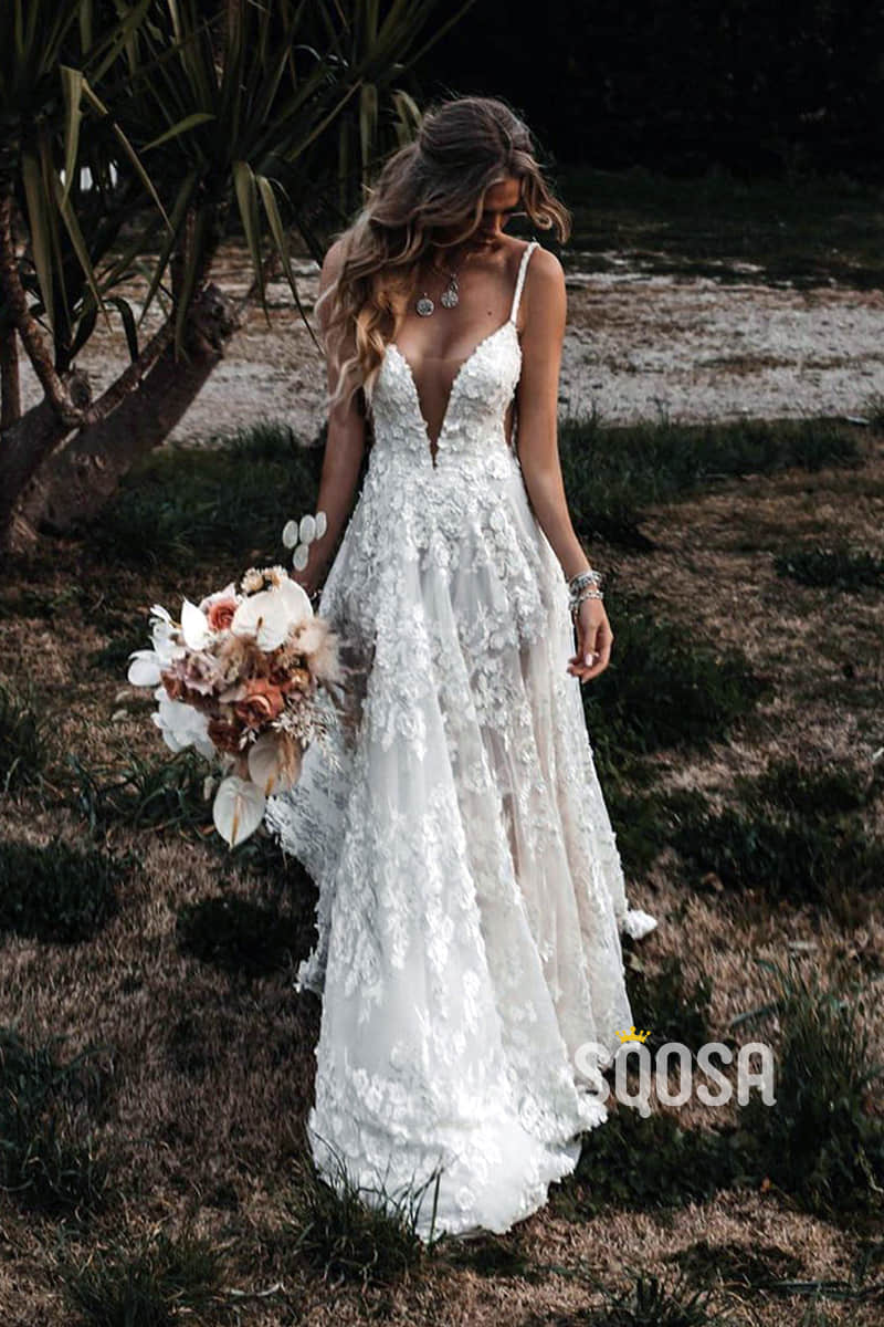 Sexy V-neck Exquisite Lace Bohemian Wedding Dress QW2433|SQOSA