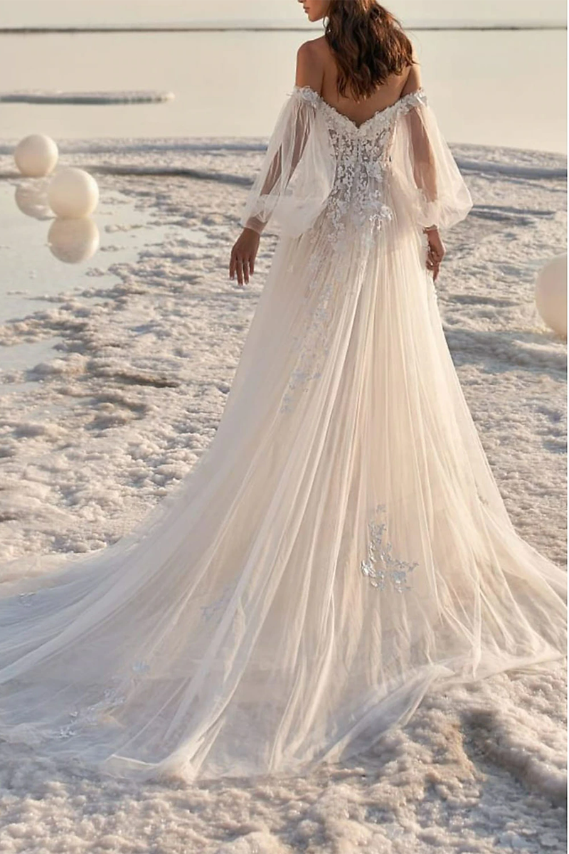 Beach Formal Wedding Dresses Court Train A-Line Lace Appliques