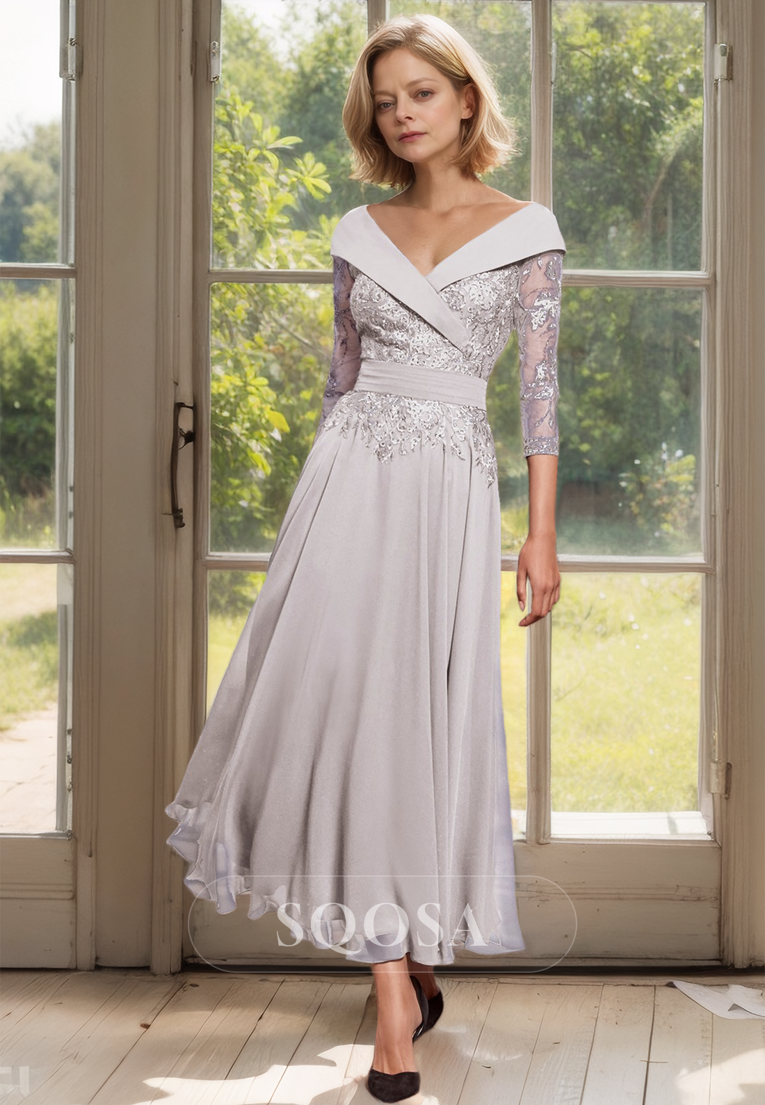 A-Line V-Neck 3/4 Sleeves Chiffon Cocktail Dress Lace Applique Pleated Mother of the Bride Dress