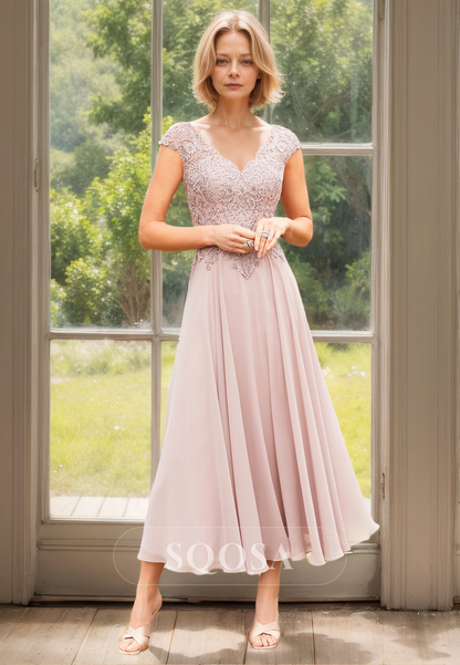 V-Neck Sleeveless Chiffon Cocktail Gowns Beaded Applique A-Line Mother of the Bride Dress