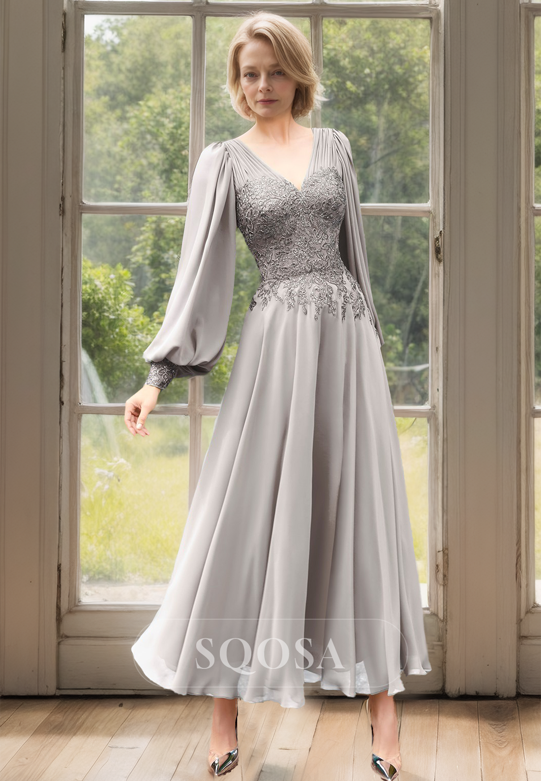 Long-Sleeves Pleated V-Neck Midi Cocktail Dress Beaded Applique Chiffon Mother of the Bride Dress