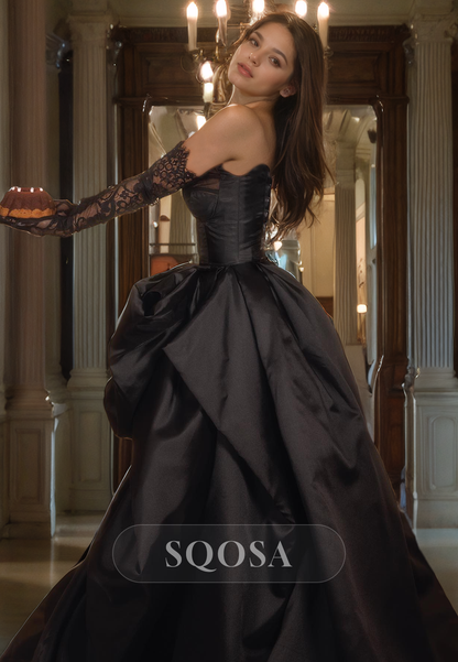 Ball Gown Sweetheart Black Satin Pleats Long Prom Dress with Gloves Side Slit Formal Party Gown