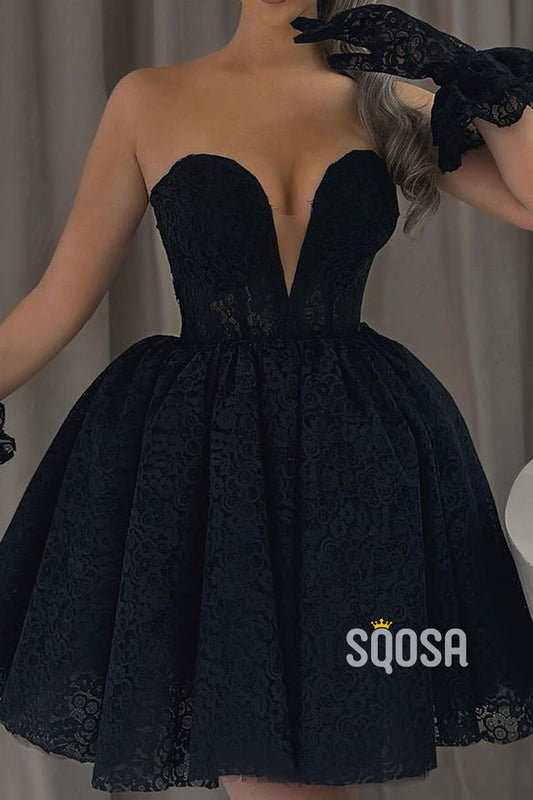 Elegant Low V-Neck Strapless Empire Lace Short Homecoming Dress QS2556