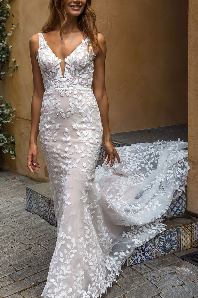 Sexy V-Neck Allover Romantic Lace Mermaid Wedding Dress Bridal Gown QW2593 US16 / Custom Color Sexy V-Neck Allover Romantic Lace Mermaid Wedding Dress Bridal Gown QW2593 US16 / Custom Color